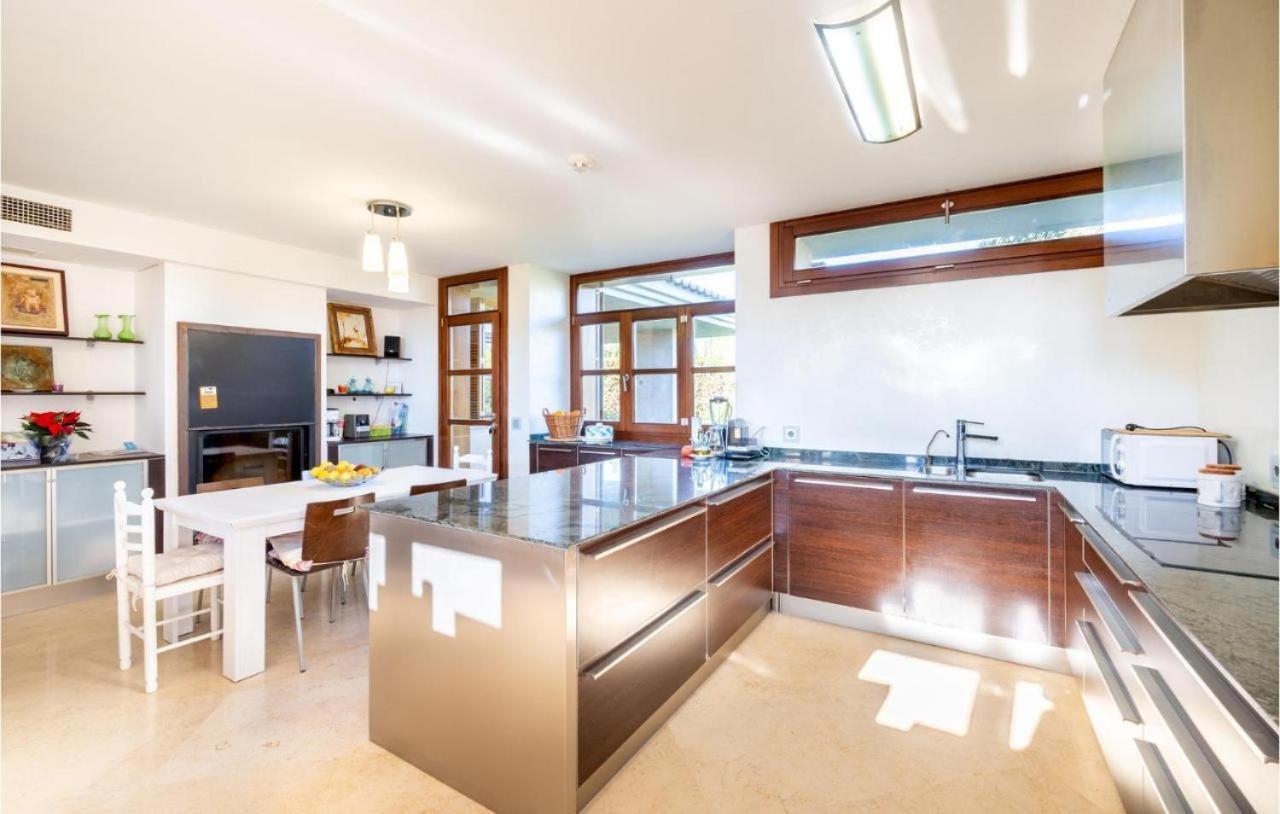 Villa De Lujo Con Piscina, Jacuzzi, Jardin Y Terraza Marratxi Luaran gambar